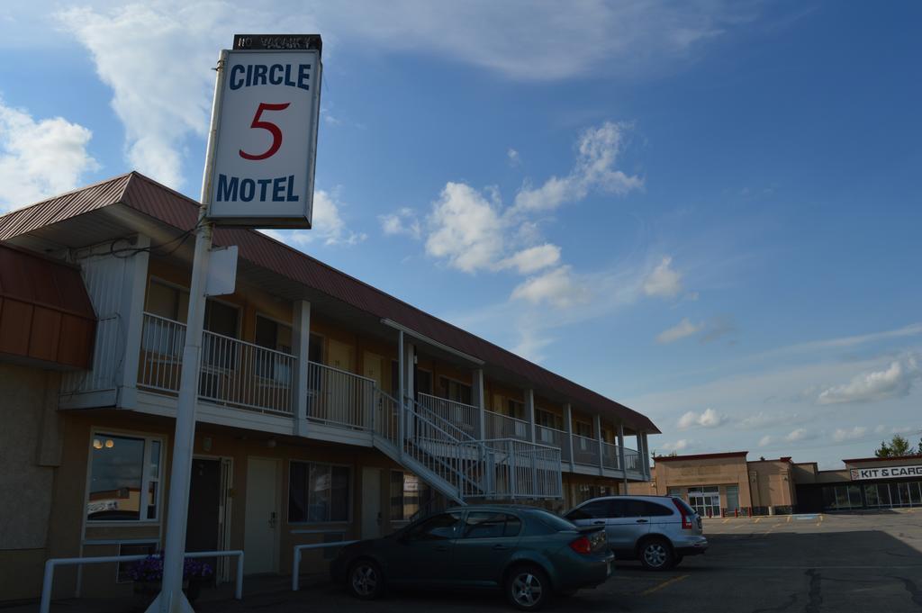 Circle 5 Motel Olds Esterno foto