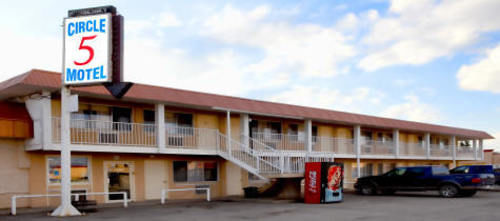 Circle 5 Motel Olds Esterno foto