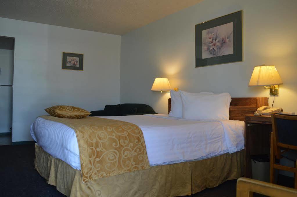 Circle 5 Motel Olds Esterno foto